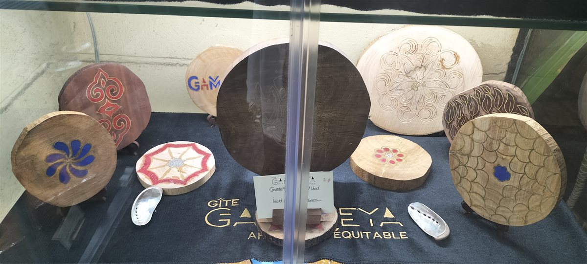 تصنيع السبح والكوسترات 