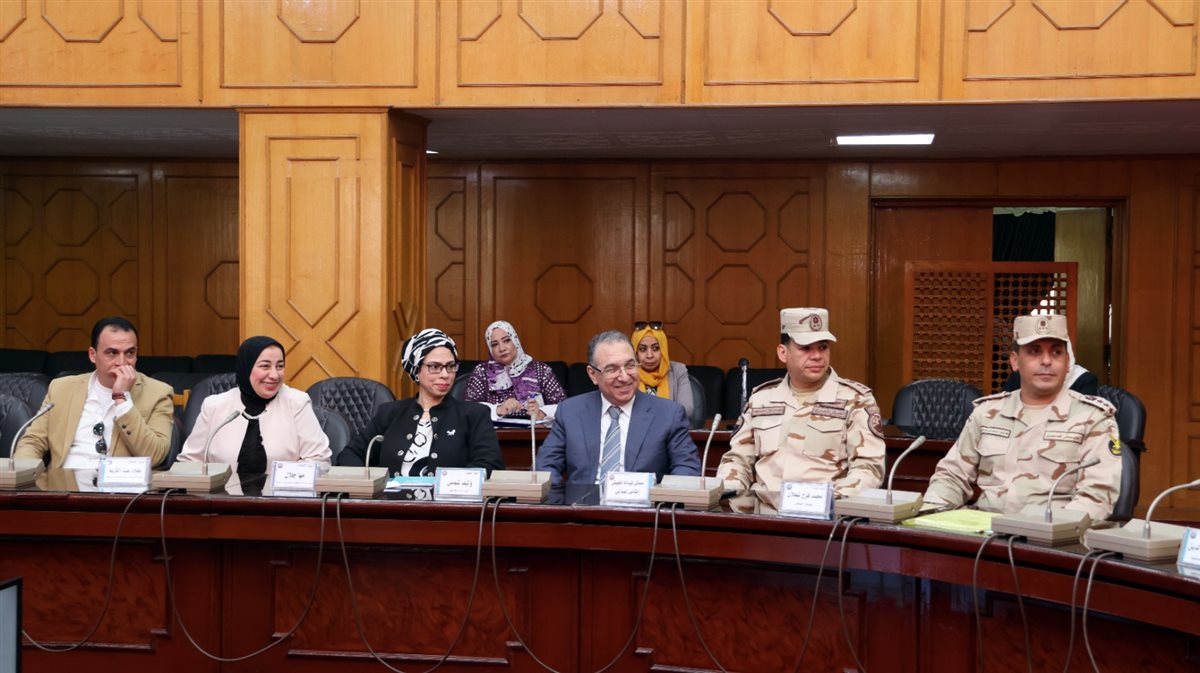 جانب من الاجتماع، فيتو