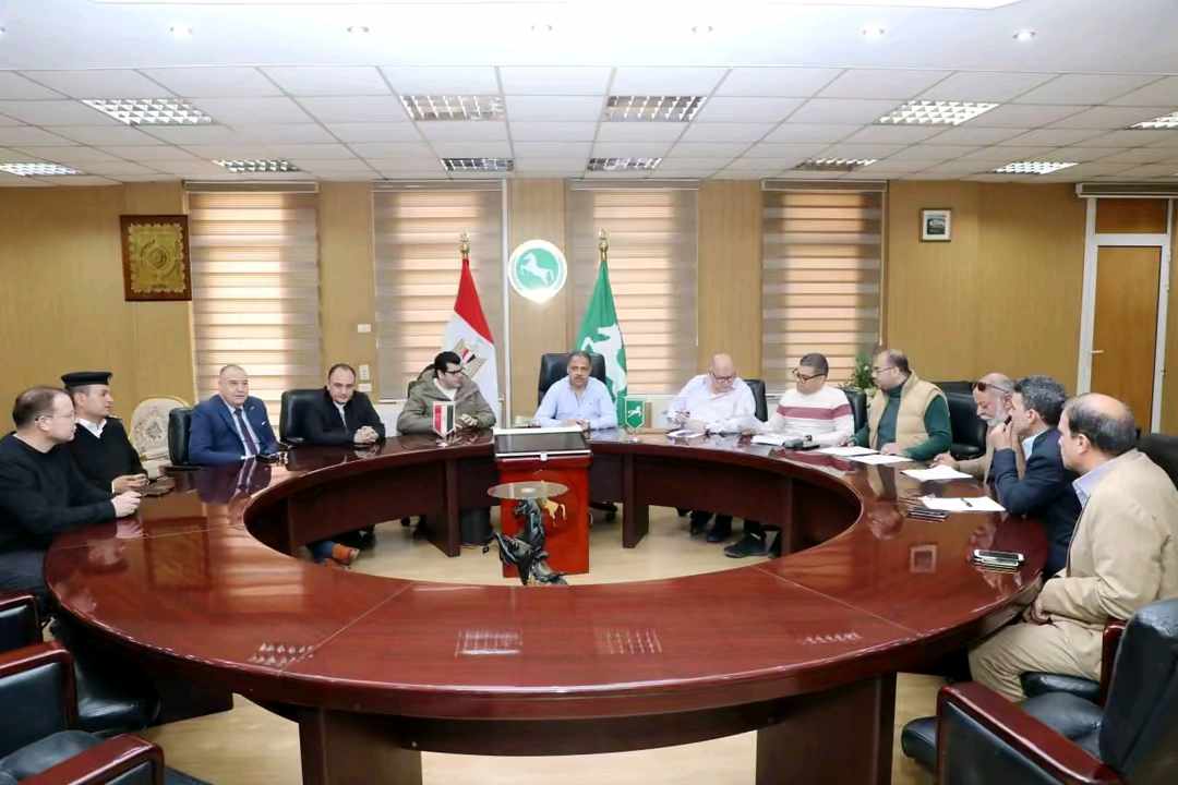 محافظ الشرقية يعتمد تعريفة الركوب الجديدة،فيتو