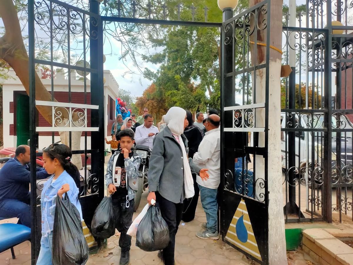 حدائق القناطر الخيرية،فيتو