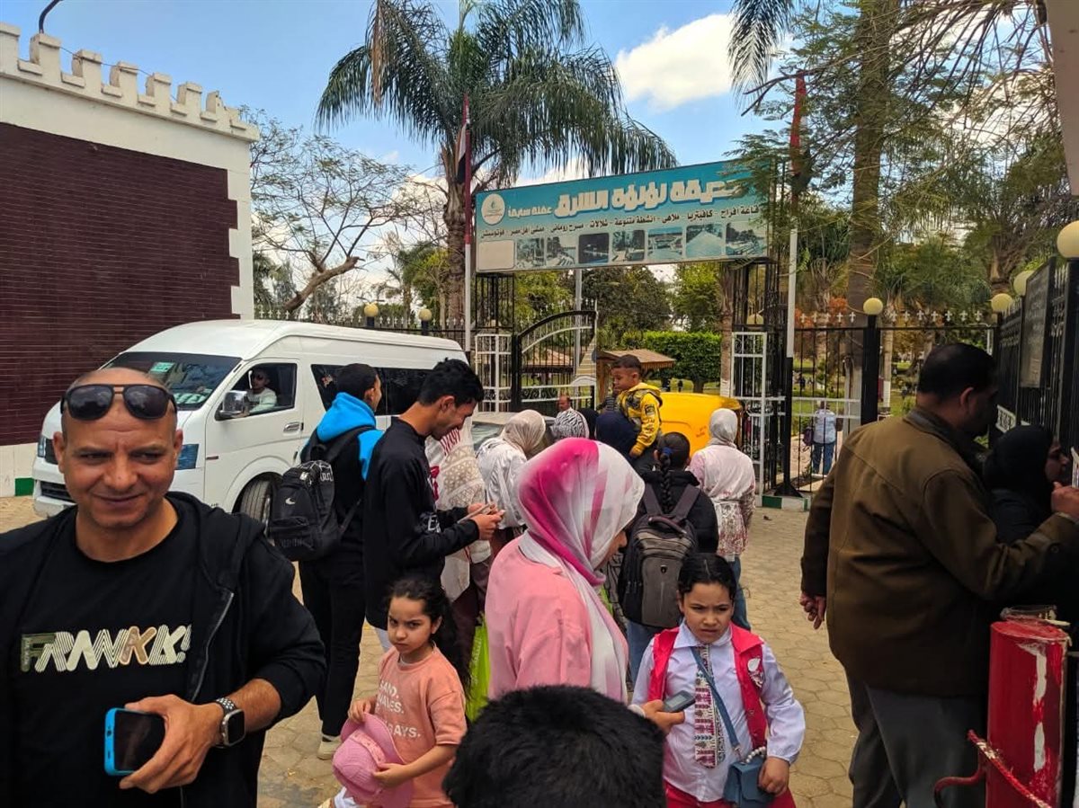 حدائق القناطر الخيرية،فيتو