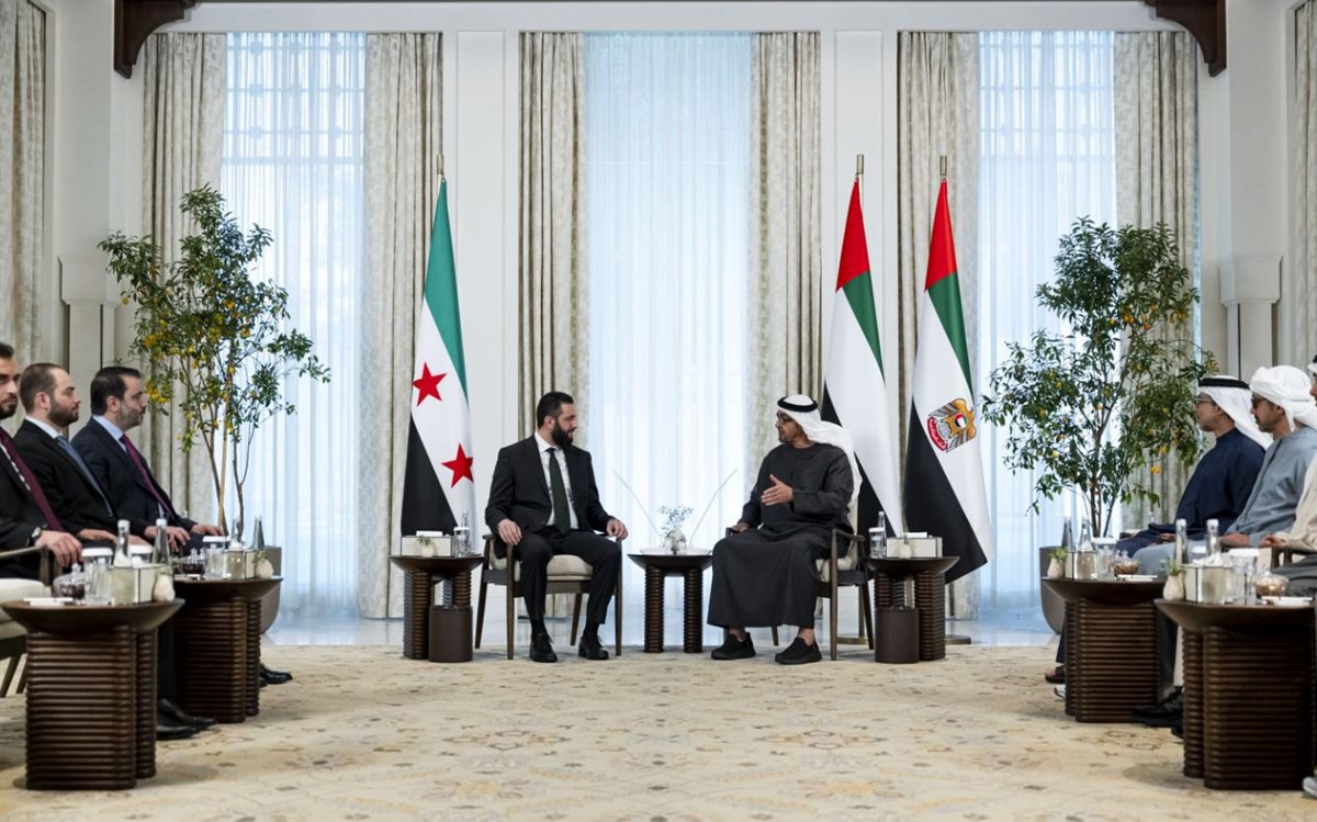 محمد بن زايد وأحمد الشرع، فيتو