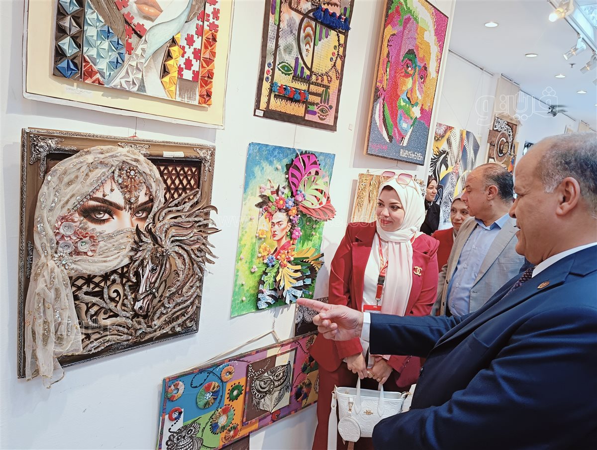 مدير تعليم بورسعيد يفتتح المعرض السنوي لتوجيه التربية الفنية، فيتو