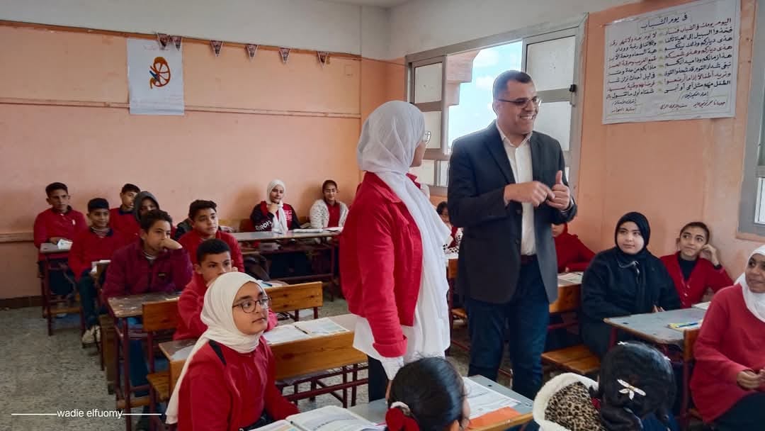 وكيل وزارة التعليم بدمياط يتابع سير العملية التعليمية