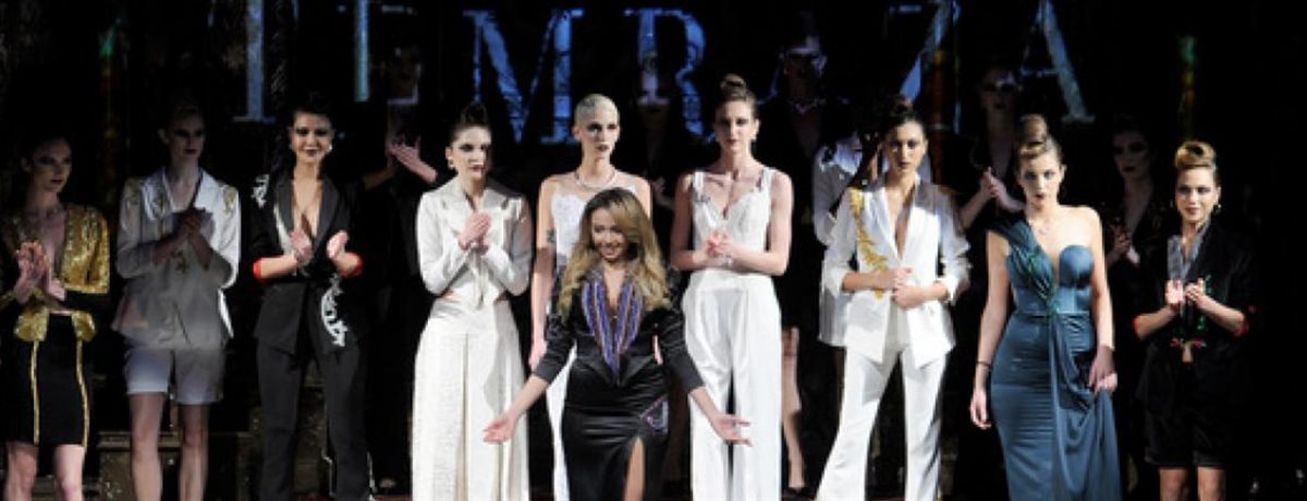 المصممة المصرية العالمية فريدة تمرازا، فيتو