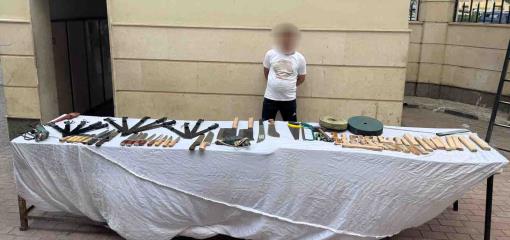 ضبط ورشة لتصنيع الأسلحة البيضاء  فى السيدة زينب 