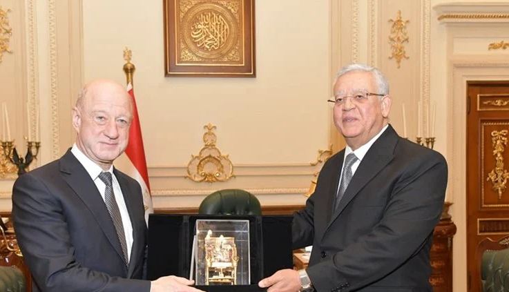 حنفى جبالي نائب رئيس مجلس الدوما، فيتو