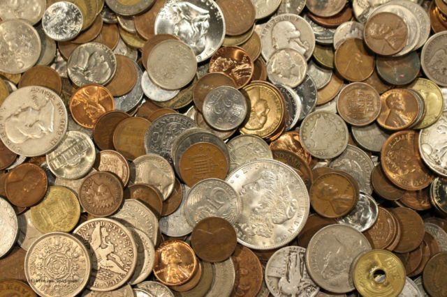 العملات عبر التاريخ 