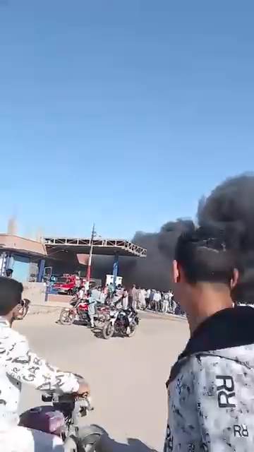 النارجنب البنزين،السيطرة على حريق مخلفات بميت جابر في الشرقية،فيتو1