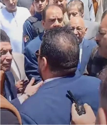 أزمة مشادة قيادات محافظة سوهاج، فيتو