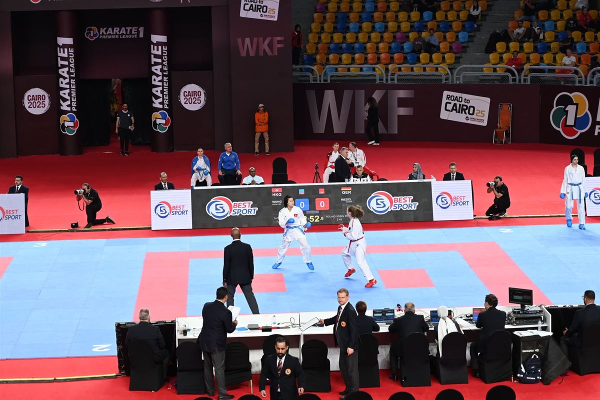 أشرف صبحي ورئيس الاتحاد الدولي يحضران منافسات الدوري العالمي للكاراتيه