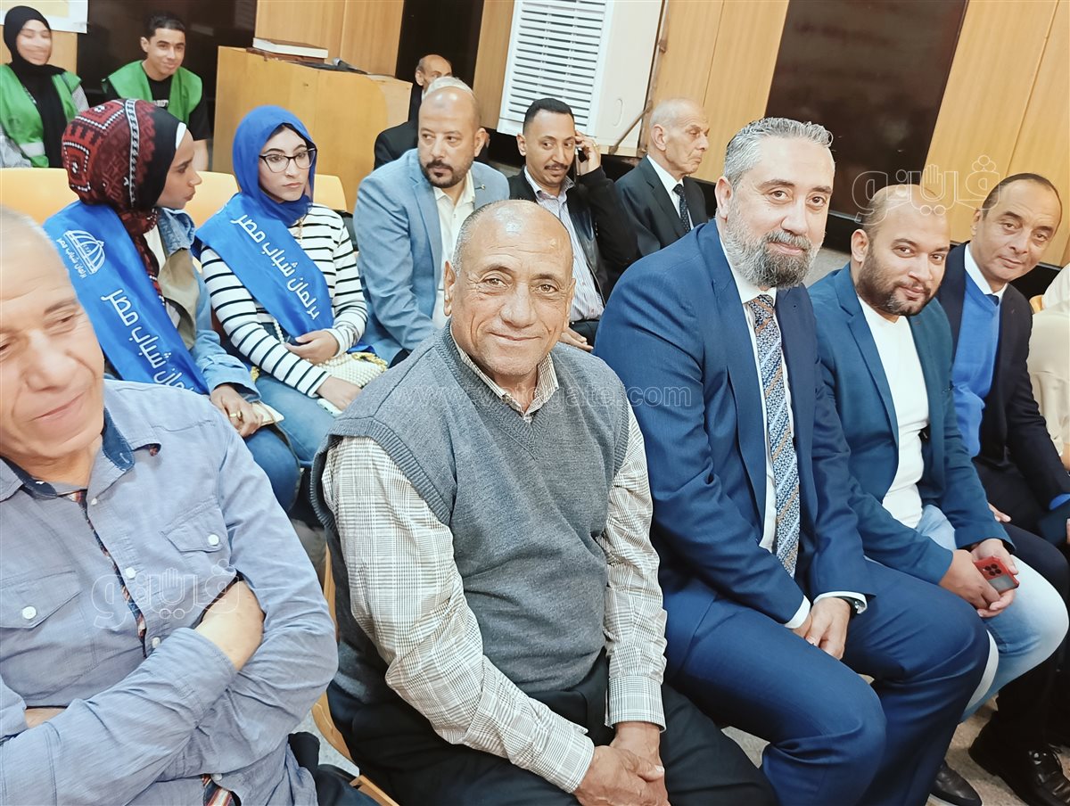 قيادات بورسعيد يهنئون المطران بعيد القيامة المجيد، فيتو