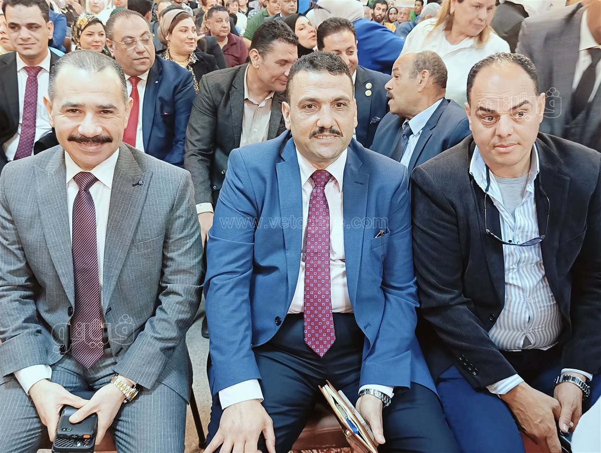 قيادات بورسعيد يهنئون المطران بعيد القيامة المجيد، فيتو