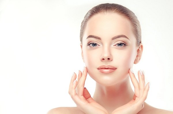 بشرة مشدودة ولامعة 