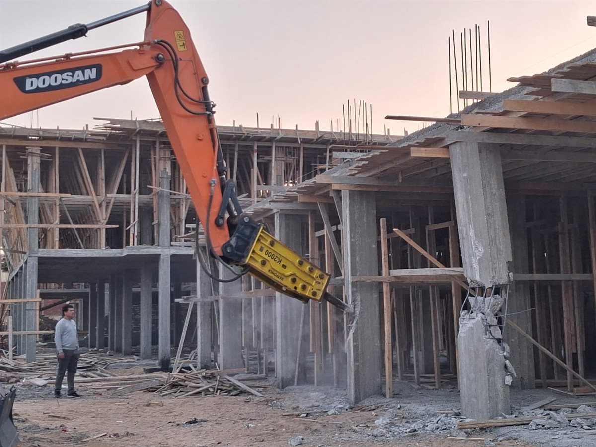 جانب من أعمال الازالة، فيتو