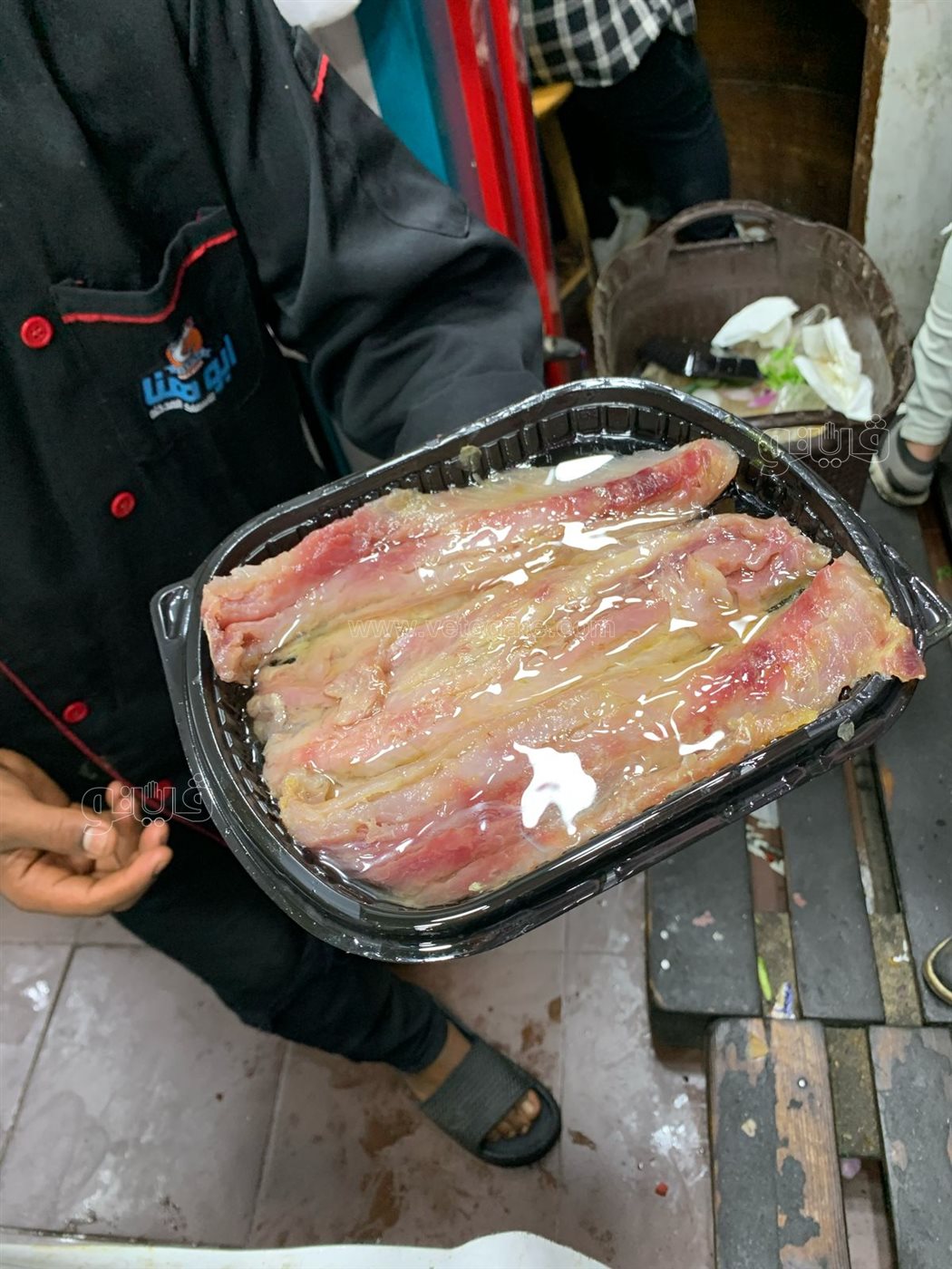  إقبال كبير علي مطاعم الفسيخ والرنجة بمنطقة السيدة زينب (5)