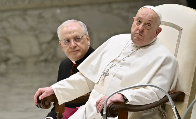 وفاة الحبر الأعظم، فيتو