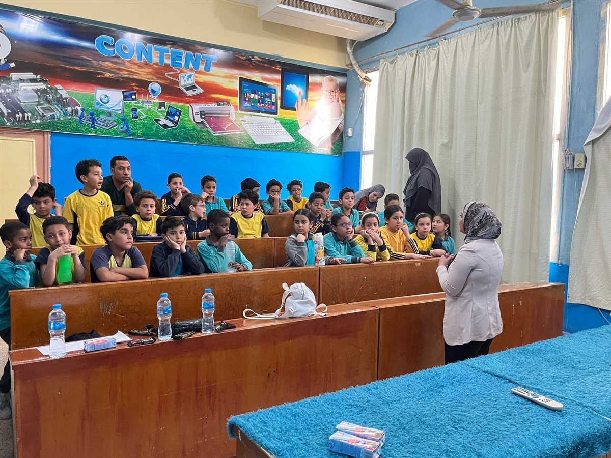 جانب من المحاضرة، فيتو