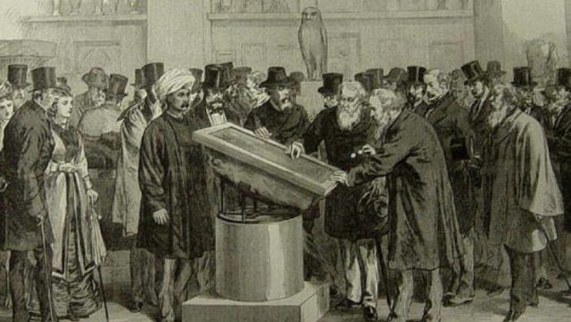 مع علماء الحملة الفرنسية، فيتو