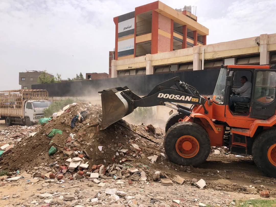 حملات نظافة شاملة بعدد من المناطق برأس البر 