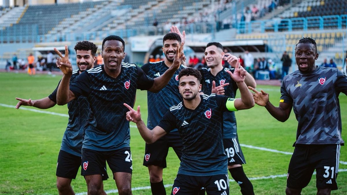 فريق بتروجت، فيتو