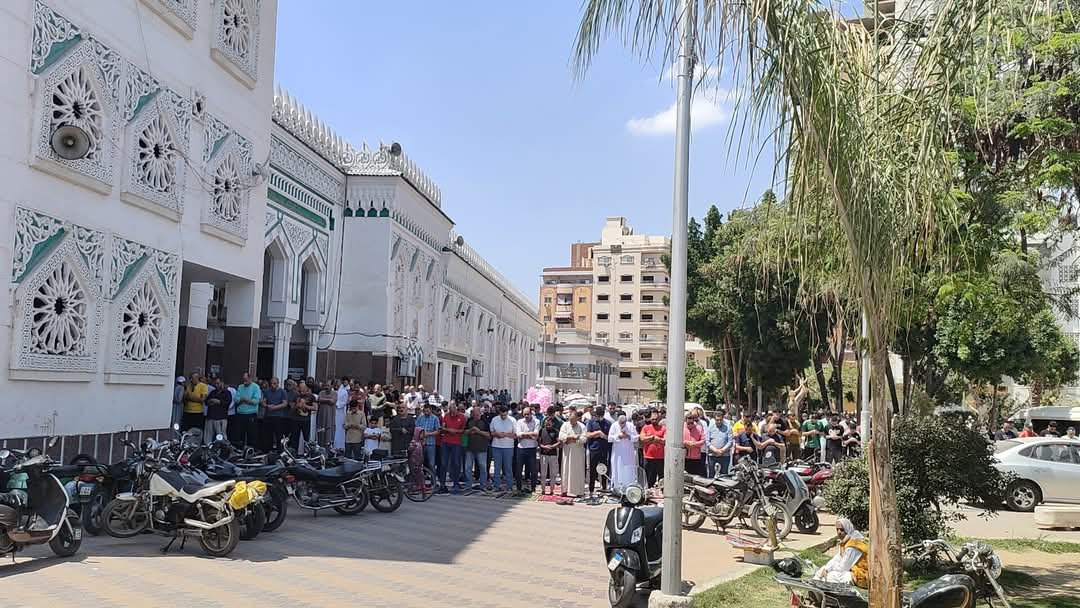 جانب من تشيع الجثمانين، فيتو