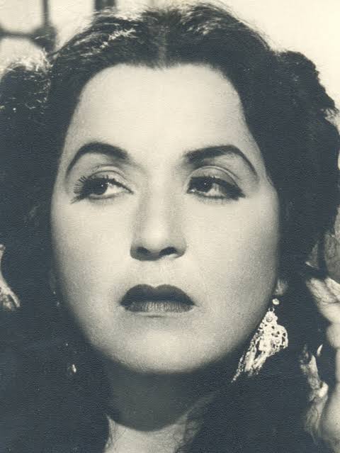 الفنانة فاطمة رشدى