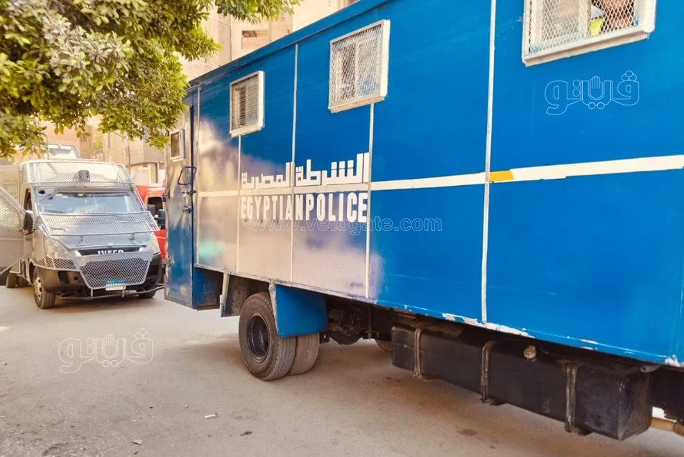 جانب من الحملة، فيتو