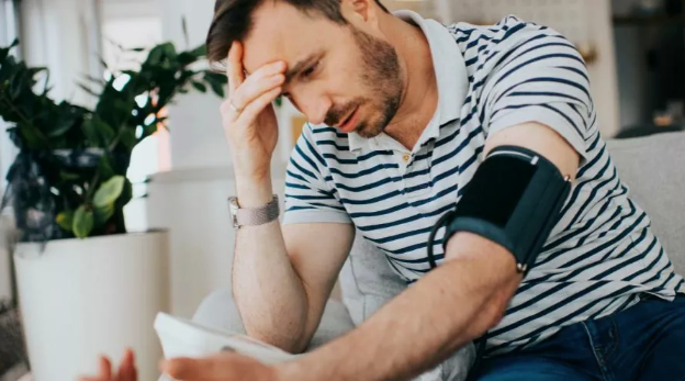 30 مليون مصري يصابون بضغط الدم المرتفع، فيتو