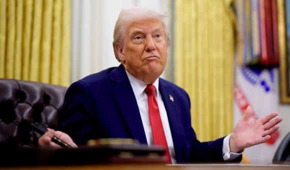 مطالبة ترامب بمرور السفن الأمريكية من قناة السويس مجانًا، فيتو