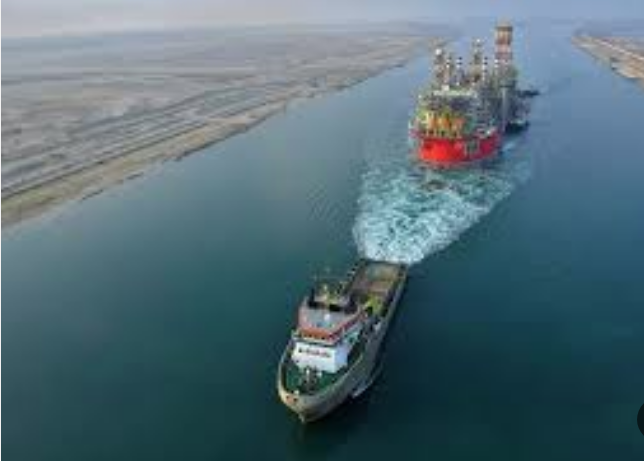 عبور السفن بمجرى قناة السويس الملاحي، فيتو