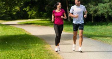 أضرار المشي أكثر من اللازم على صحتك 