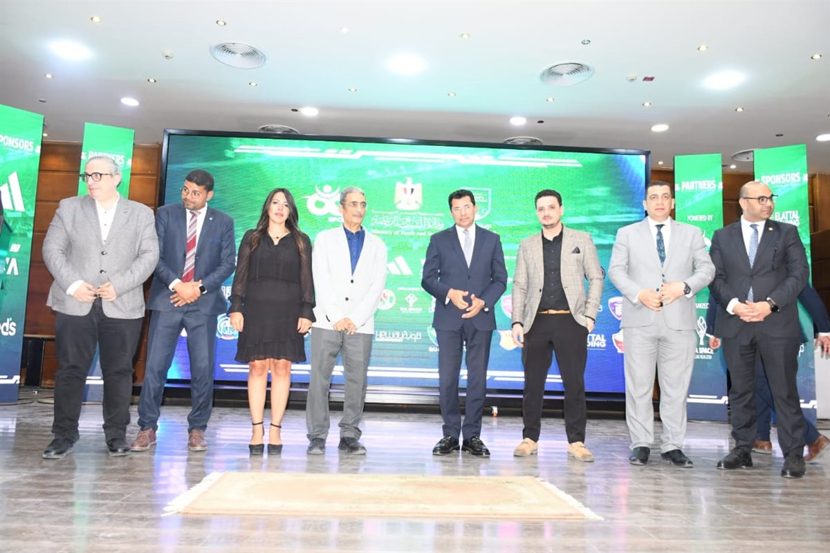 أشرف صبحي يشهد المؤتمر الصحفي لبطولة أندية كرة القدم الإلكترونية