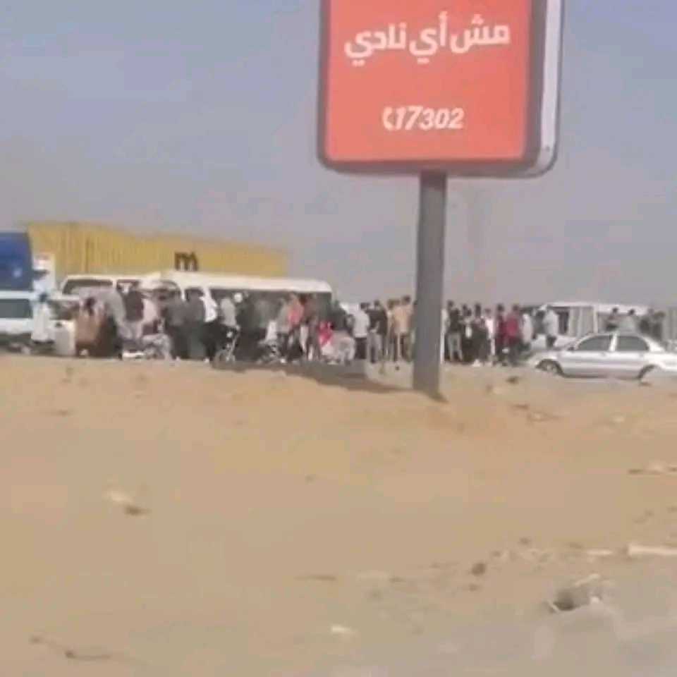 اصابة 9 في تصادم مروع بين اتوبيس وسيارة ملاكى بالشرقية،فيتو