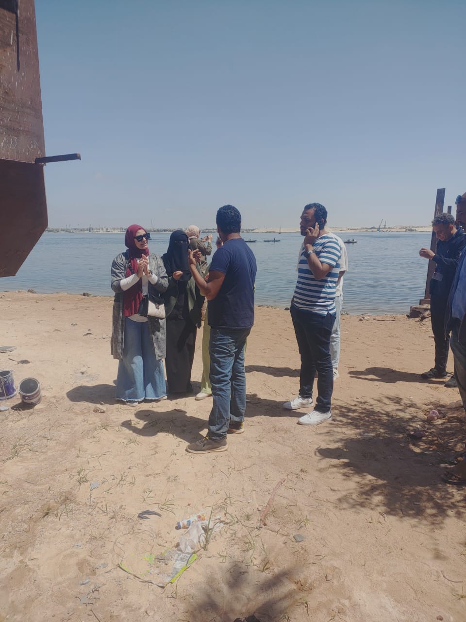 جانب من الحملة، فيتو