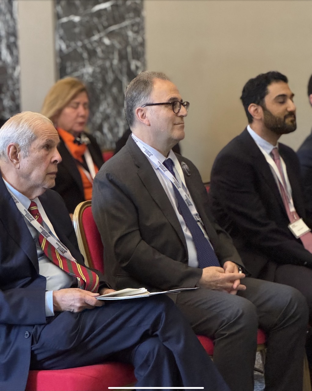 مشاركة الجامعة الأمريكية بالقاهرة في مؤتمر الذكاء الاصطناعي بتركيا