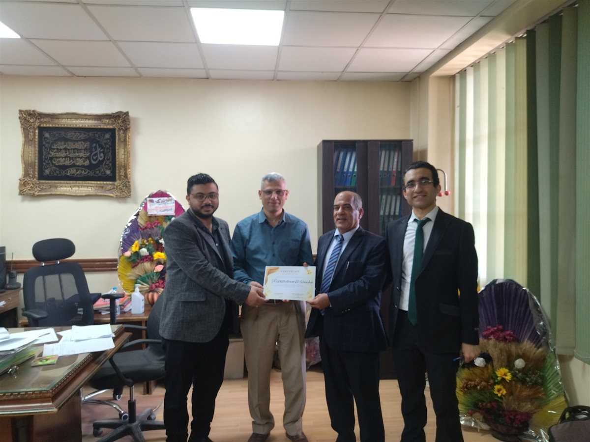 يوم علمى بالاحرار التعليمى احتفالاباليوم العالمى للسلامة والصحة المهنية 