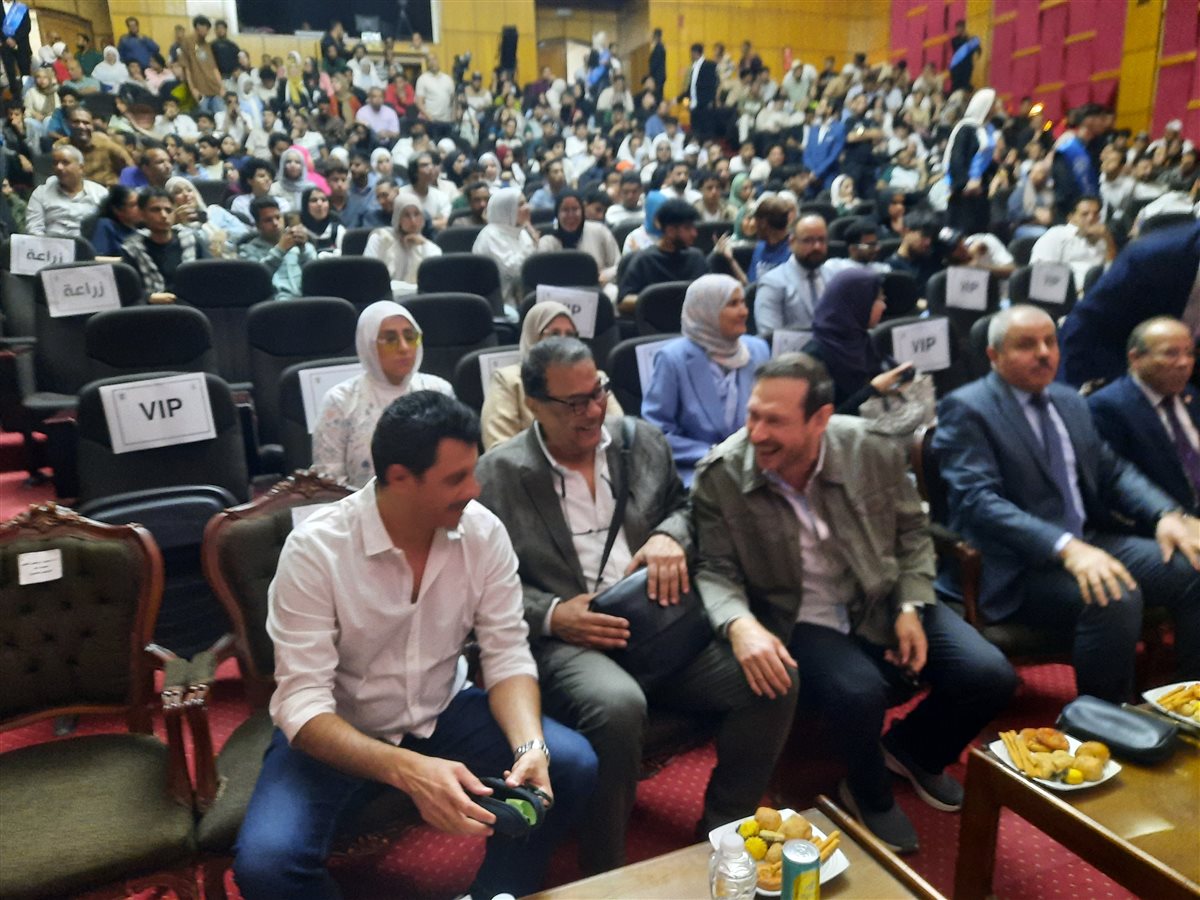 جانب من فعاليات حفل الختام،فيتو