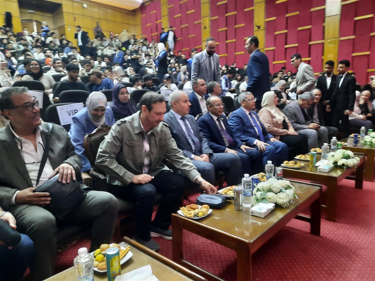 جانب من فعاليات حفل الختام،فيتو