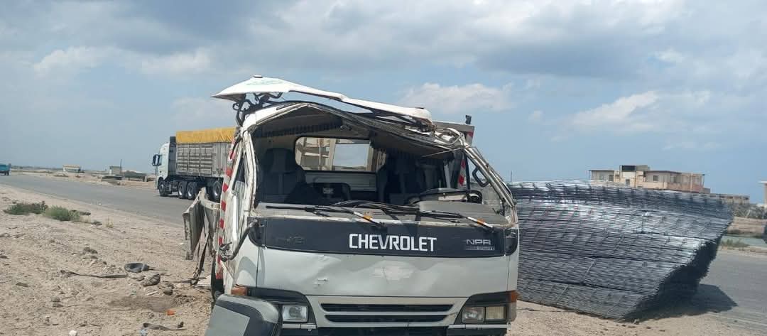 الحجر المتسبب في حادث طريق دمياط / بور سعيد