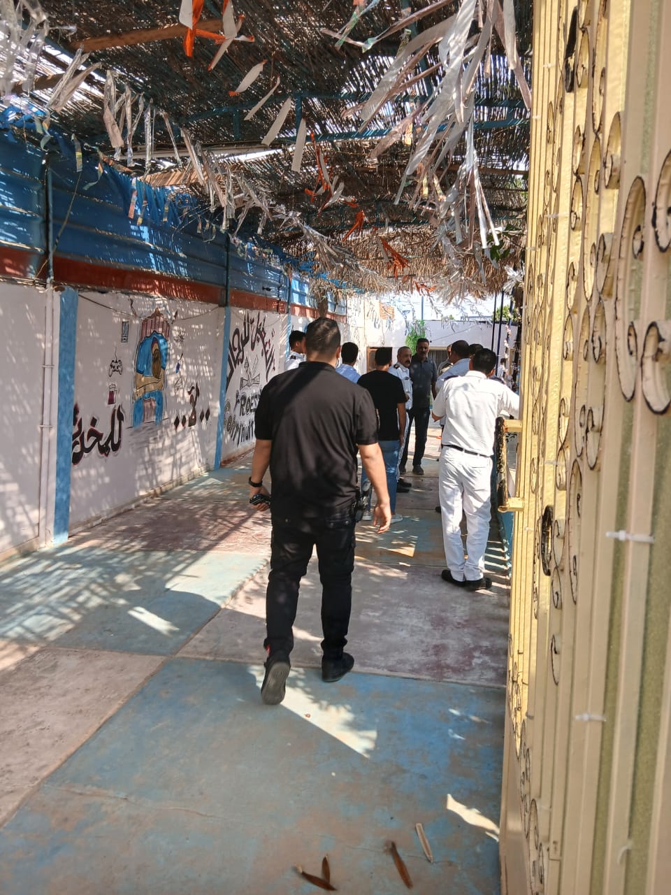 جانب من الحملة، فيتو