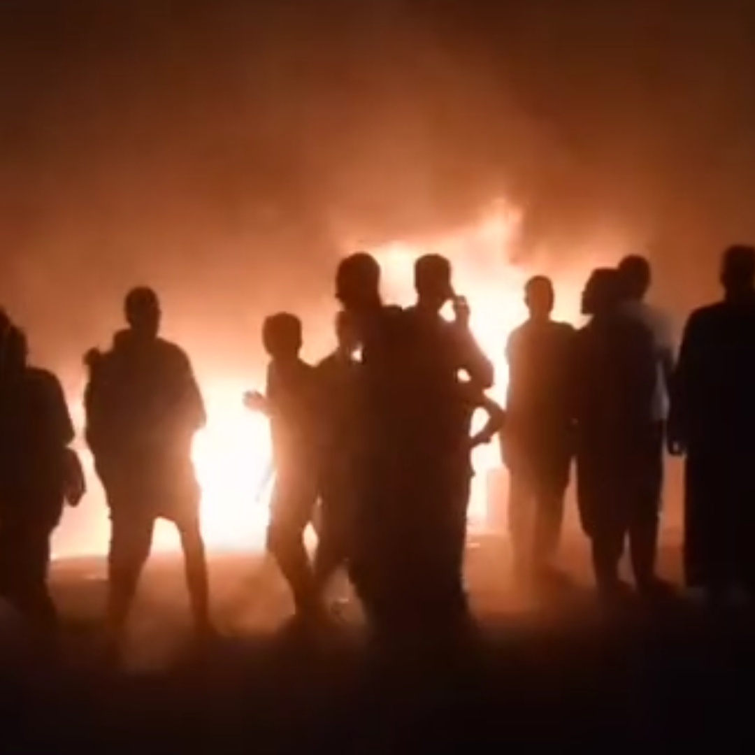 حريق محطة وقود بقرية بني صامت في المنيا، فيتو 