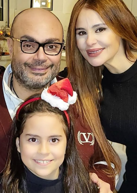 كارول سماحة وزوجها وابنتها، فيتو