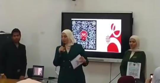 جانب من مناقشة أبحاث الطلاب، فيتو