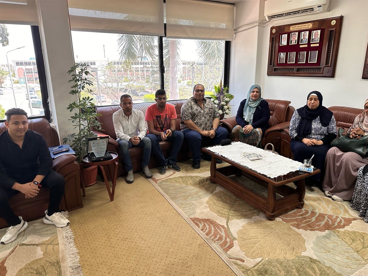 جانب من اللقاء، فيتو