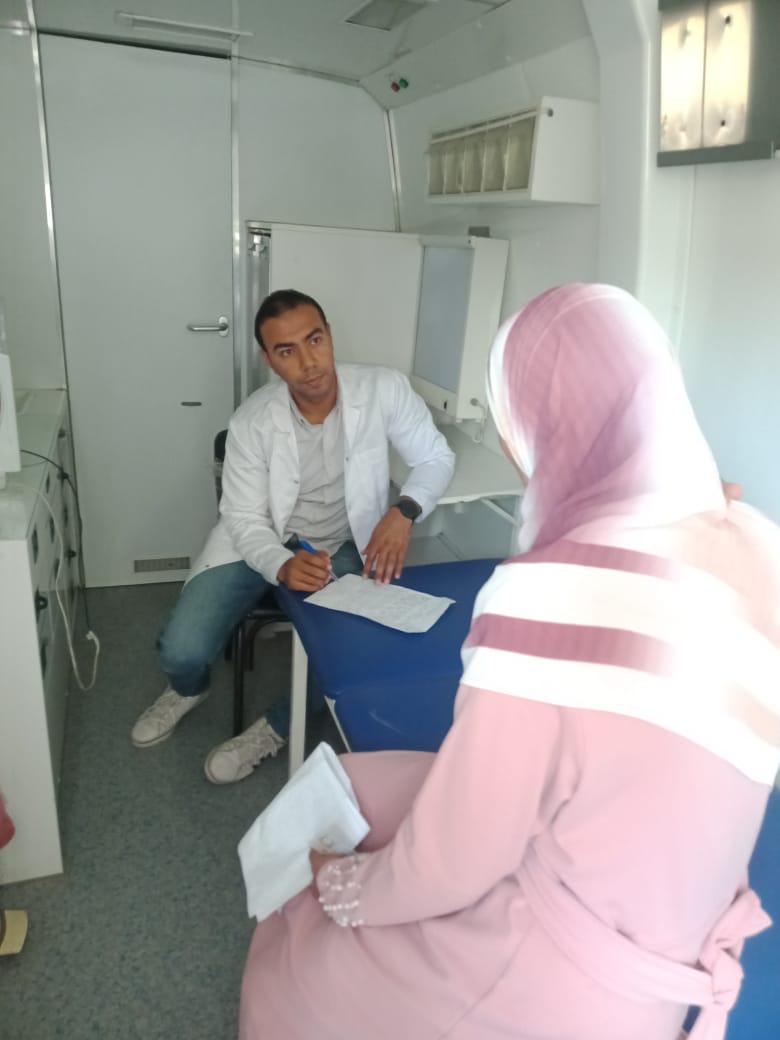 جانب من القافلة، فيتو