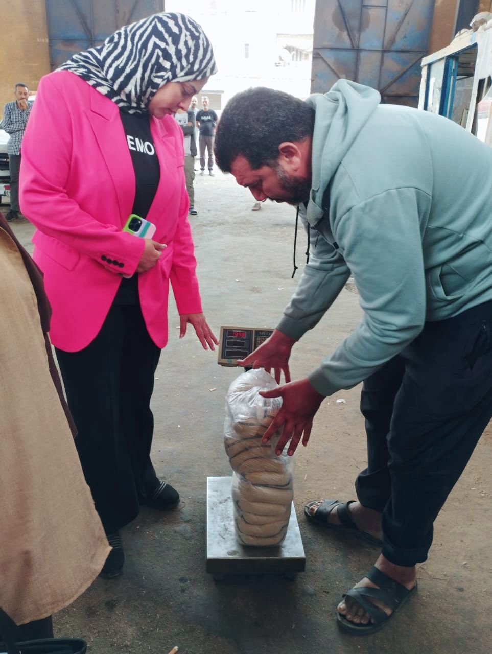 جانب من الحملة، فيتو