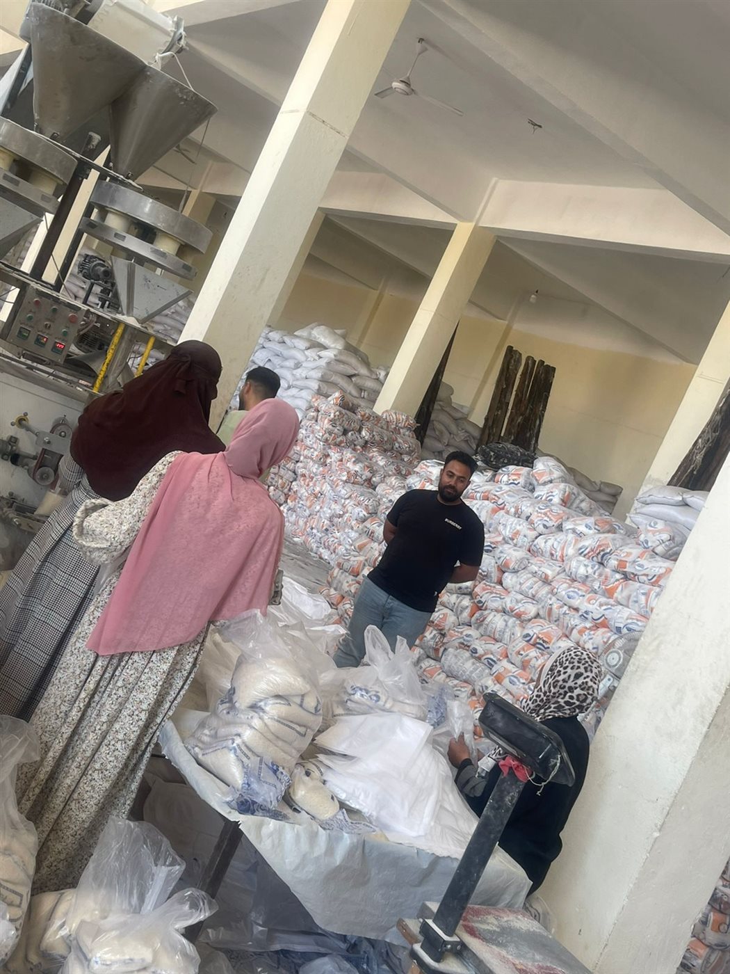 جانب من الحملة، فيتو