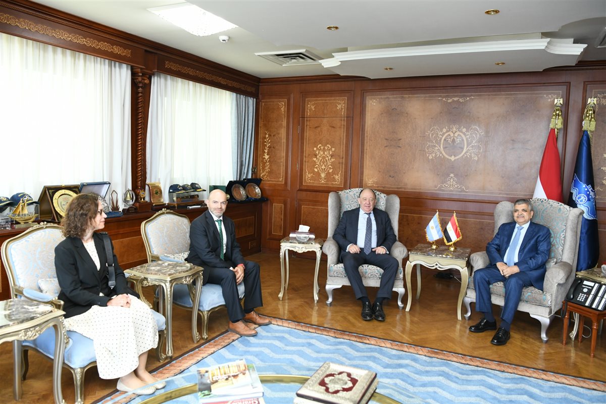 جانب من اللقاء، فيتو