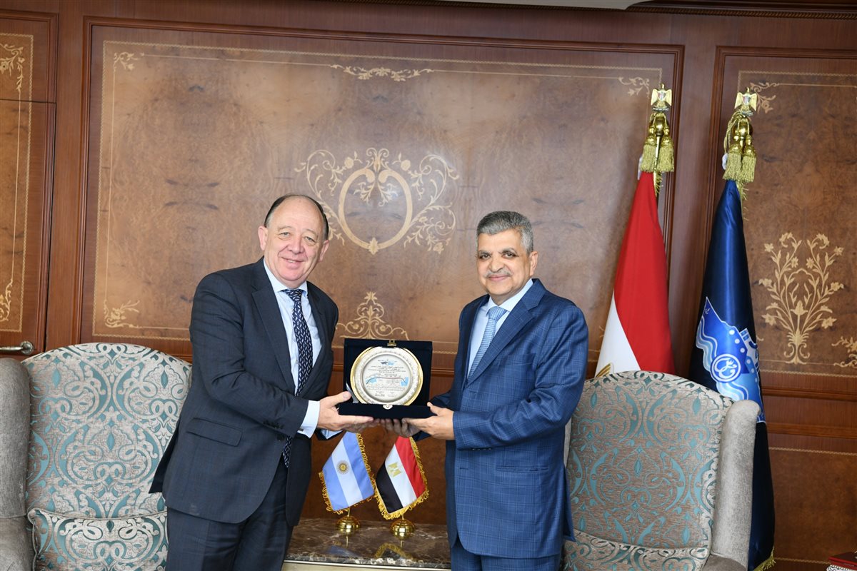 جانب من اللقاء، فيتو